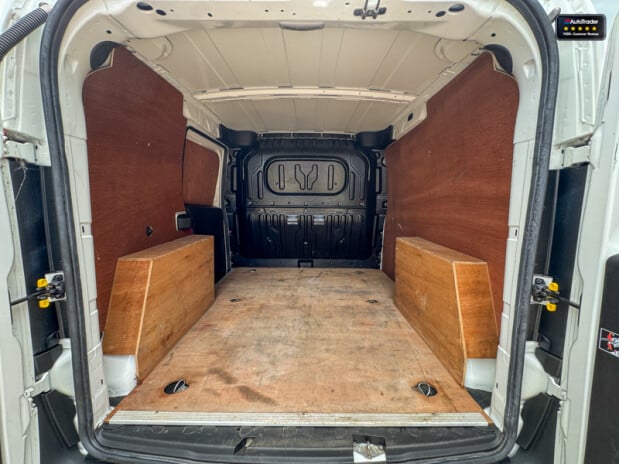 Fiat Doblo SWB L1H1 Low Roof 16V Tecnico Multijet Ii Air Con 9