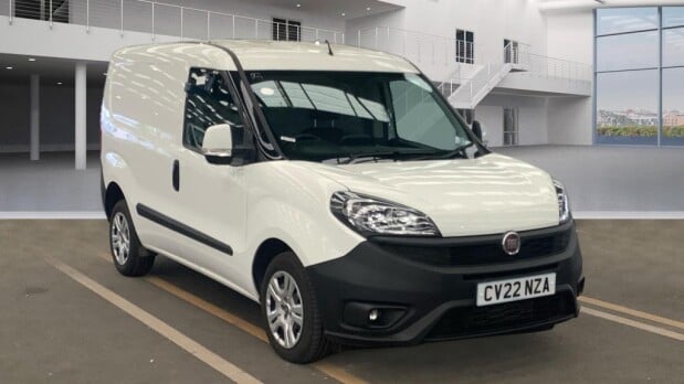 Fiat Doblo SWB L1H1 Low Roof 16V Tecnico Multijet Ii Air Con Nav EURO 6 2