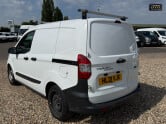 Ford Transit Courier SWB L1H1 Low Roof Base Side Door Bluetooth EURO 6 10