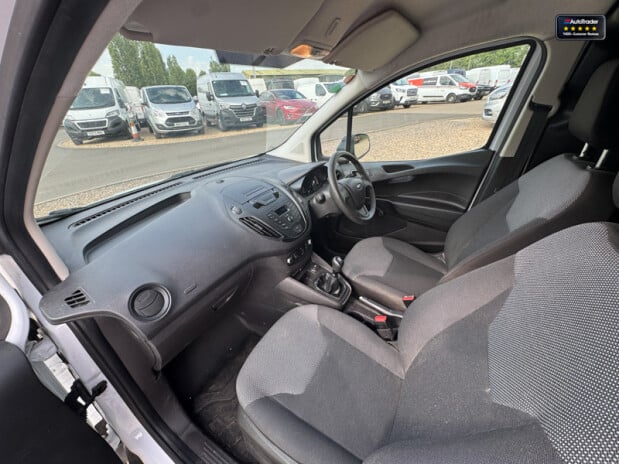 Ford Transit Courier SWB L1H1 Low Roof Base Side Door Bluetooth EURO 6 12