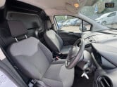 Ford Transit Courier SWB L1H1 Low Roof Base Side Door Bluetooth EURO 6 14