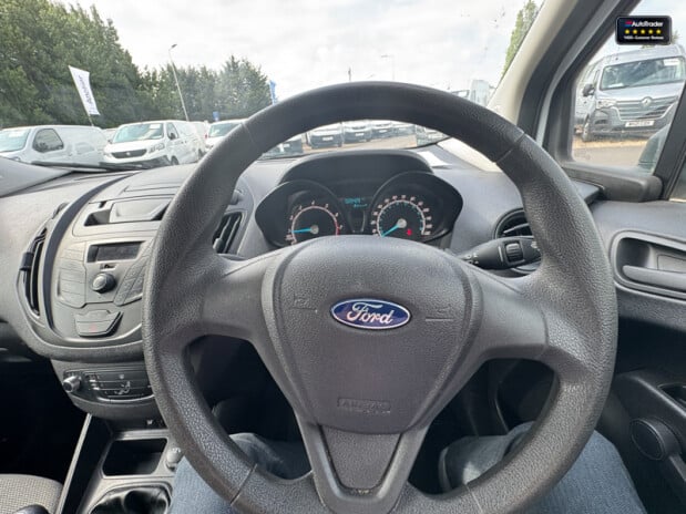 Ford Transit Courier SWB L1H1 Low Roof Base Side Door Bluetooth EURO 6 16