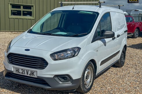 Ford Transit Courier SWB L1H1 Low Roof Base Side Door Bluetooth EURO 6