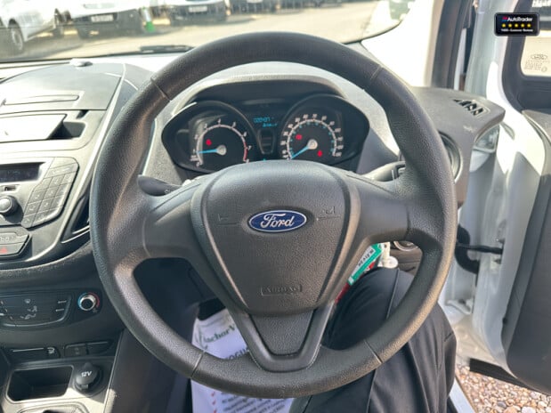 Ford Transit Courier SWB L1H1 [SOLD SM] Low Roof Base Side Door Bluetooth EURO 6 17