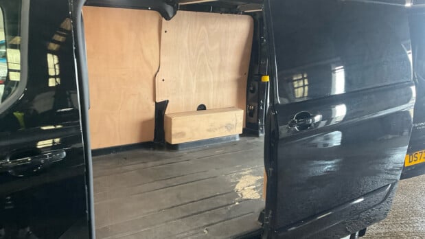 Ford Transit Custom SWB L1H1 Low Roof 300 Limited Alloys Air Con Cam Sensors EURO 6 6