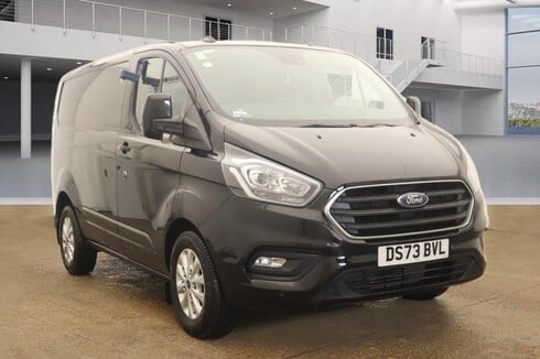 Ford Transit Custom SWB L1H1 Low Roof 300 Limited Alloys Air Con Cam Sensors EURO 6