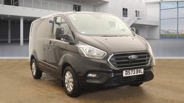 Ford Transit Custom SWB L1H1 Low Roof 300 Limited Alloys Air Con Cam Sensors EURO 6 2