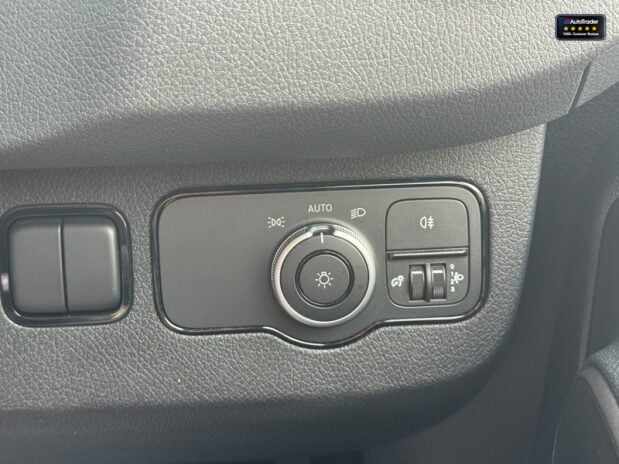 Mercedes-Benz Sprinter LWB L3H2 Medium Roof 315 Cdi Premium 150ps Cruise Sensors EURO 6 21