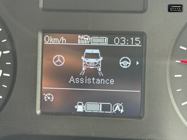 Mercedes-Benz Sprinter LWB L3H2 Medium Roof 315 Cdi Premium 150ps Cruise Sensors EURO 6 24