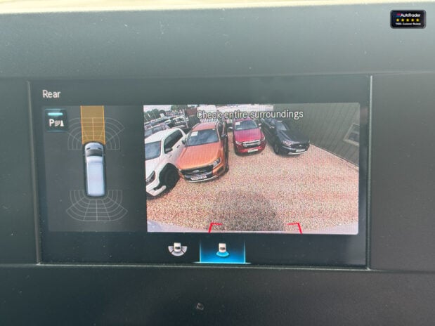 Mercedes-Benz Sprinter LWB L3H2 Medium Roof 315 Cdi Premium 150ps Cruise Sensors EURO 6 34