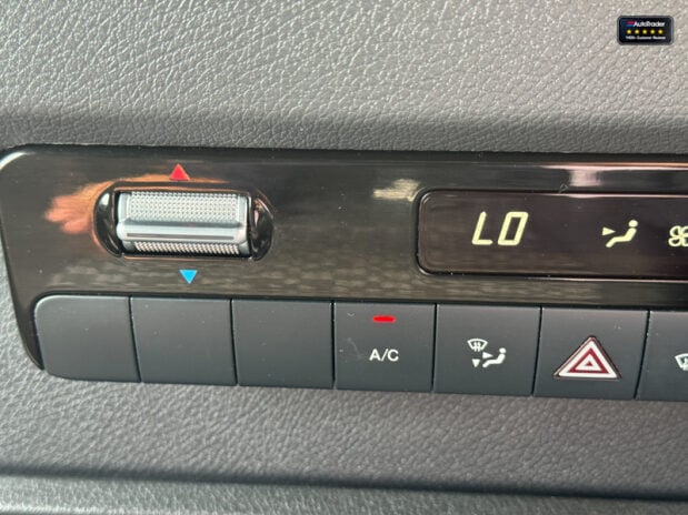 Mercedes-Benz Sprinter LWB L3H2 Medium Roof 315 Cdi Premium 150ps Cruise Sensors EURO 6 38