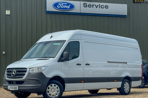 Mercedes-Benz Sprinter LWB L3H2 Medium Roof 315 Cdi Premium 150ps Cruise Sensors EURO 6