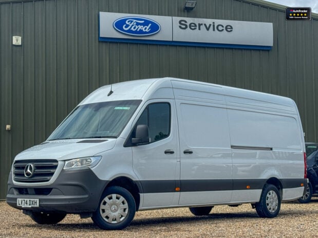 Mercedes-Benz Sprinter LWB L3H2 Medium Roof 315 Cdi Premium 150ps Cruise Sensors EURO 6 1