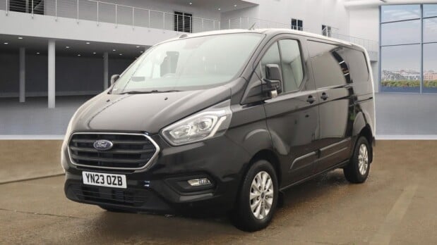 Ford Transit Custom 280 Limited P/V Ecoblue 1
