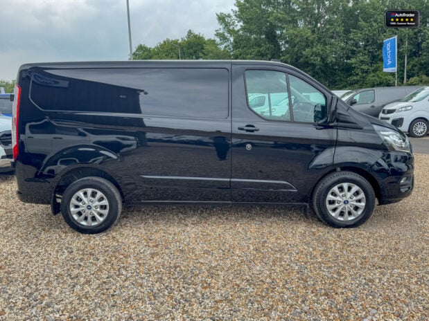 Ford Transit Custom SWB L1H1 280 Limited 130ps Ecoblue Alloys Air Con Sensors Cruise EURO 6 5