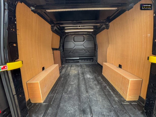 Ford Transit Custom SWB L1H1 280 Limited 130ps Ecoblue Alloys Air Con Sensors Cruise EURO 6 9