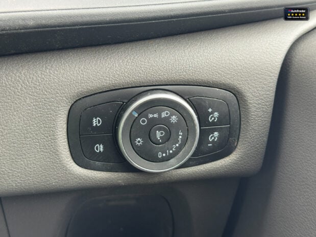 Ford Transit Custom SWB L1H1 280 Limited 130ps Ecoblue Alloys Air Con Sensors Cruise EURO 6 22