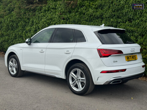 Audi Q5 2.0 TDI 40 S line SUV 5dr Diesel S Tronic quattro Euro 6 (s/s) (204 ps) 6