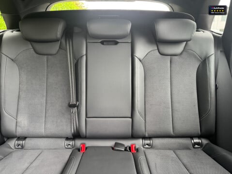 Audi Q5 2.0 TDI 40 S line SUV 5dr Diesel S Tronic quattro Euro 6 (s/s) (204 ps) 9