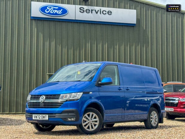 Volkswagen Transporter AUTO SWB L1H1 T28 Tdi FWD Highline Alloys Air Sensors Cruise EURO 6 1