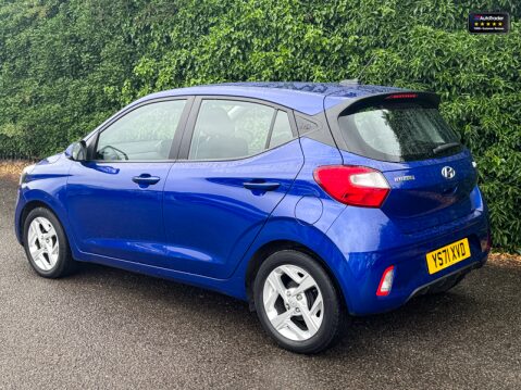 Hyundai i10 1.0 SE Connect Hatchback 5dr Petrol Manual Euro 6 (s/s) (67 ps) 31