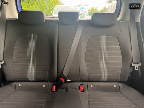 Hyundai i10 1.0 SE Connect Hatchback 5dr Petrol Manual Euro 6 (s/s) (67 ps) 9