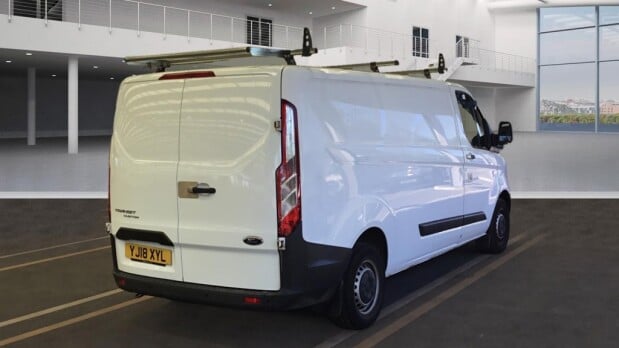 Ford Transit Custom LWB L2H1 130hp Side Door EURO 6 4