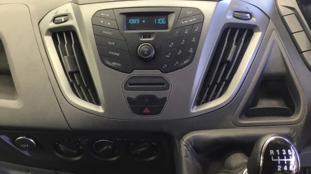 Ford Transit Custom LWB L2H1 130hp Side Door EURO 6 9