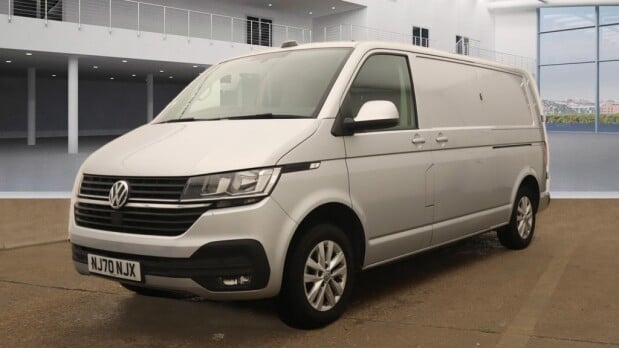 Volkswagen Transporter LWB L2H1 T28 Tdi Highline Alloys Air Con Sensors Cruise EURO 6 1