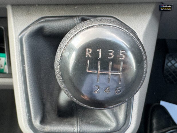 Volkswagen Transporter LWB L2H1 [SOLD CR] T28 Tdi Highline Alloys Air Con Sensors C 34