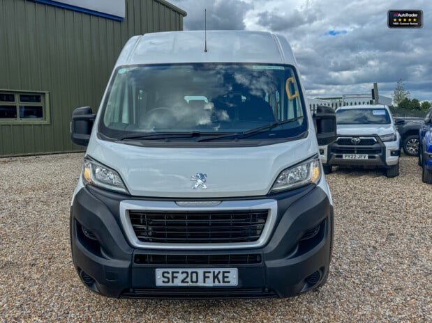 Peugeot Boxer Bluehdi 335 L3H2 Professional W/V Minibus 3