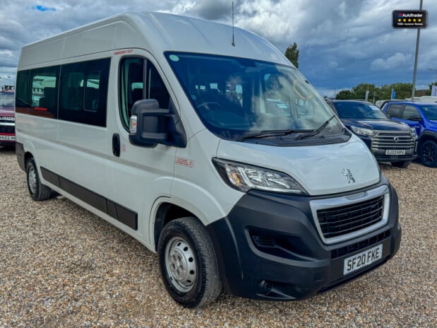 Peugeot Boxer Bluehdi 335 L3H2 Professional W/V Minibus 4