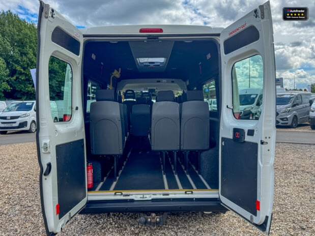 Peugeot Boxer Bluehdi 335 L3H2 Professional W/V Minibus 8