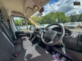 Peugeot Boxer Bluehdi 335 L3H2 Professional W/V Minibus 27
