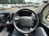 Peugeot Boxer Bluehdi 335 L3H2 Professional W/V Minibus 28
