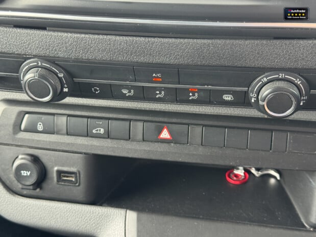 Vauxhall Vivaro LWB L2H1 F2900 Sportive Air Sensors Cruise EURO 6 19