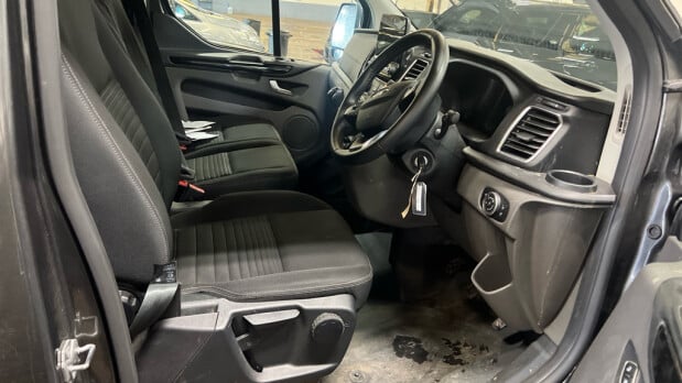 Ford Transit Custom 280 Limited P/V Ecoblue 7