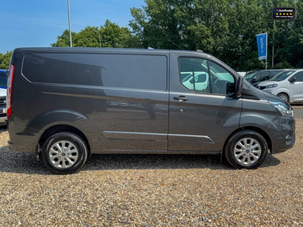 Ford Transit Custom SWB L1H1 Low Roof 280 Limited Air Con Alloys Cam Sensors EURO 6 5