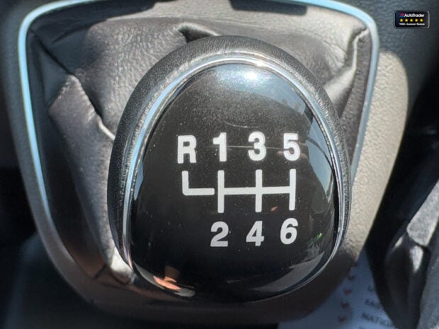 Ford Transit Custom SWB L1H1 Low Roof 280 Limited Air Con Alloys Cam Sensors EURO 6 35