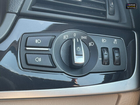 BMW 5 Series 520d SE Touring 5dr Diesel Steptronic Euro 5 (s/s) (184 ps) 15