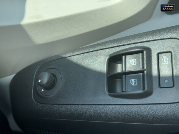 Citroen Relay LWB L3H2 [SOLD KH] Medium Roof Enterprise Bluehdi Air Con Sensors EURO 6 24