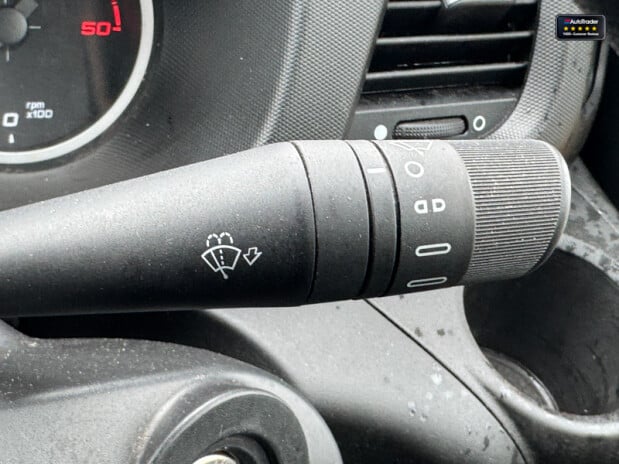 Iveco Daily Tipper Crew Cab LWB L3 DRW Rear View Camera Long Tipper Bed EURO 6 25