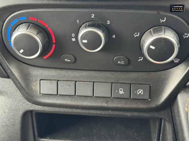 Iveco Daily Tipper Crew Cab LWB L3 DRW Rear View Camera Long Tipper Bed EURO 6 31