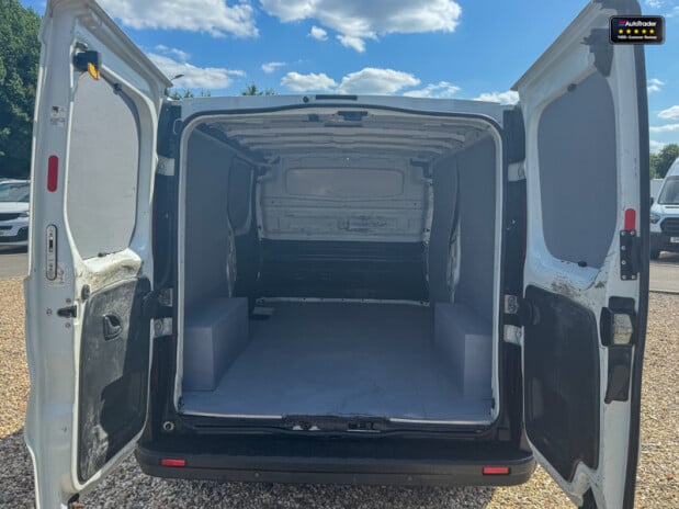 Renault Trafic LWB L2H1 Low Roof Ll30 Business Sensors EURO 6 8