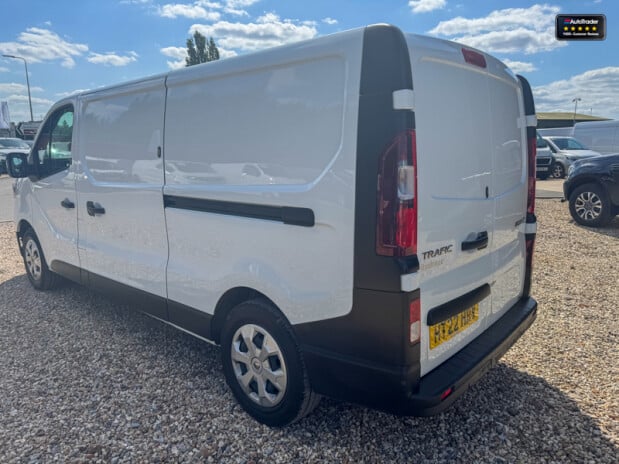 Renault Trafic LWB L2H1 Low Roof Ll30 Business Sensors EURO 6 10