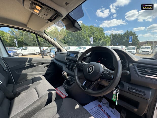Renault Trafic LWB L2H1 Low Roof Ll30 Business Sensors EURO 6 15