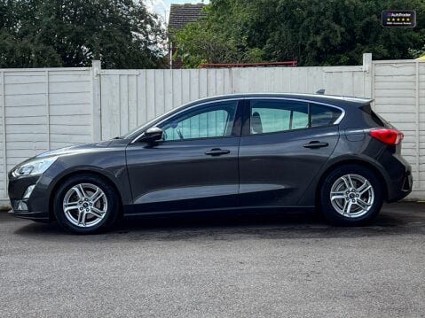 Ford Focus 1.0T EcoBoost Zetec Hatchback 5dr Petrol Manual Euro 6 (s/s) (125 ps) 6