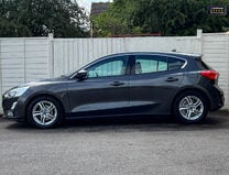 Ford Focus 1.0T EcoBoost Zetec Hatchback 5dr Petrol Manual Euro 6 (s/s) (125 ps) 6
