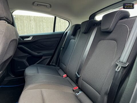 Ford Focus 1.0T EcoBoost Zetec Hatchback 5dr Petrol Manual Euro 6 (s/s) (125 ps) 13