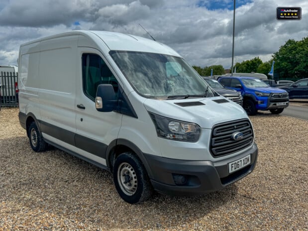 Ford Transit MWB L2H2 Medium Roof 290 EURO 6 NO VAT 4